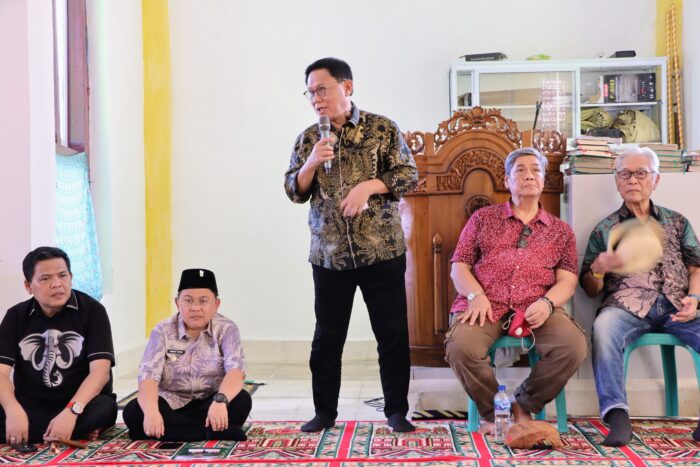 Wabup Pesibar Hadiri Anjau Silau Keluarga Kartadilaga dan Peresmian Masjid Jami’ At-Tanwir